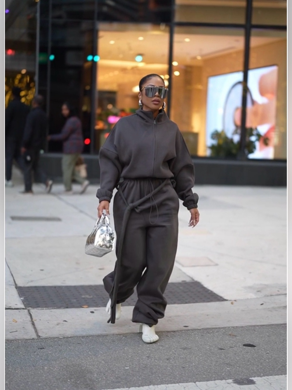 Easy Essential$ Drip Set Charcoal Matching Sweatsuit NWOT Size Medium - Picture 2 of 4